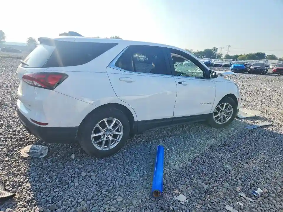 3GNAXKEV3NL305333 2022 CHEVROLET EQUINOX-2