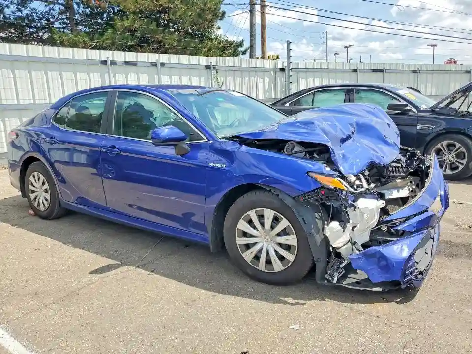 4T1B31HK8JU508184 2018 TOYOTA CAMRY-3