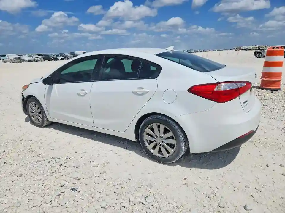 KNAFX4A63F5385014 2015 KIA FORTE-1