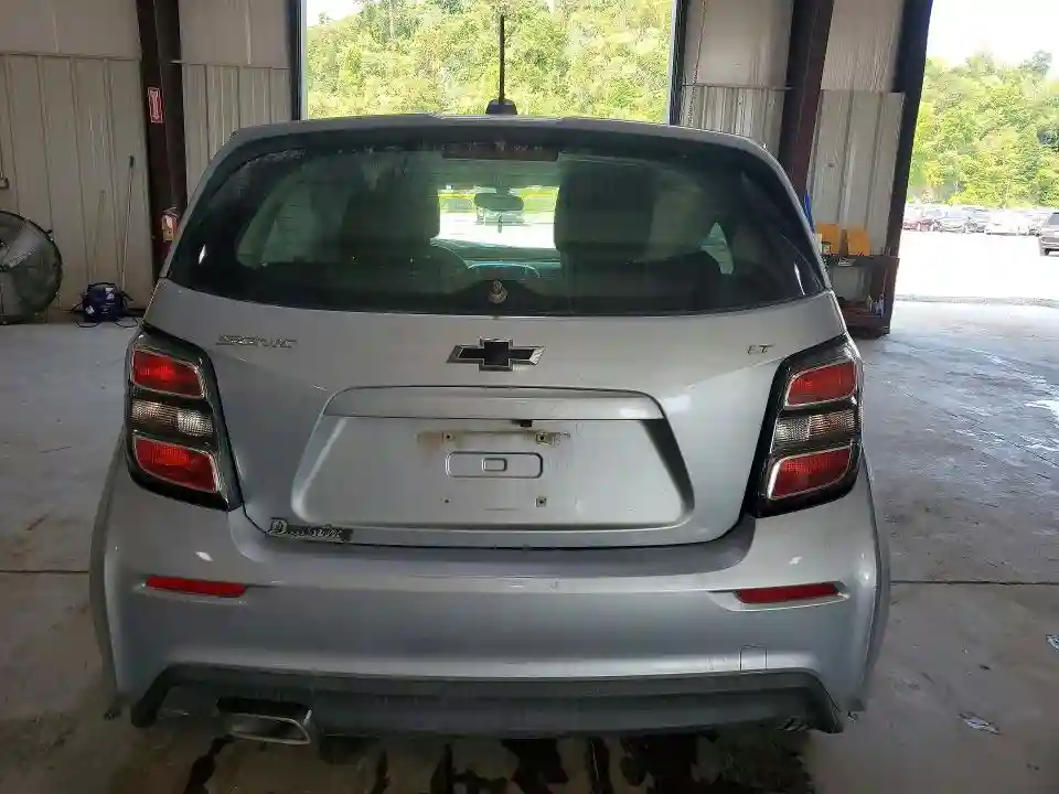 1G1JD6SH3J4124085 2018 CHEVROLET SONIC-5