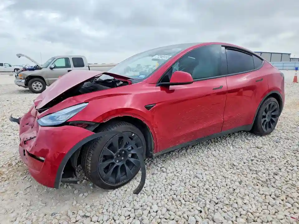 7SAYGDEE2NF361350 2022 TESLA MODEL Y-0