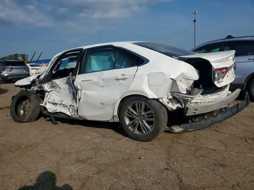 4T1BF1FK9GU502249 2016 TOYOTA CAMRY-1