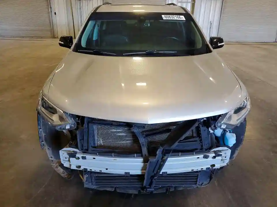 1GNERKKW4JJ246786 2018 CHEVROLET TRAVERSE-4