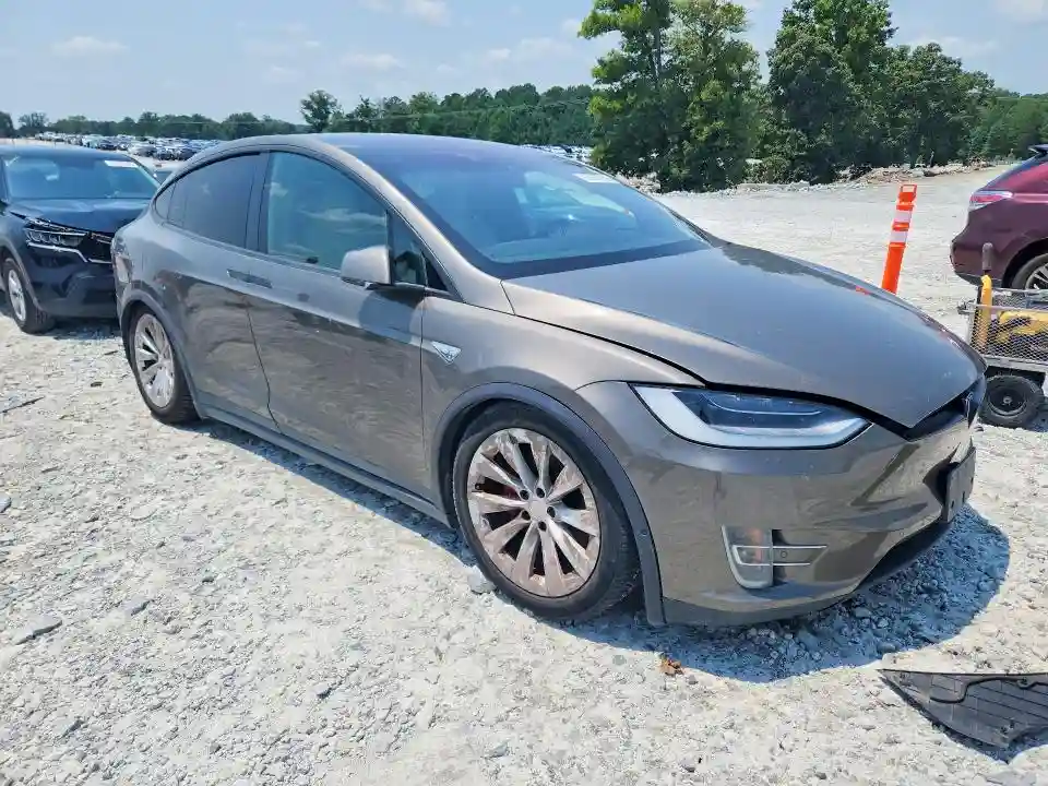 5YJXCAE47GFS00618 2016 TESLA MODEL X-3