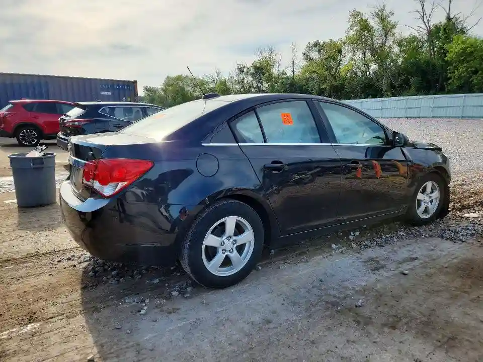 1G1PE5SB7G7227482 2016 CHEVROLET CRUZE-2