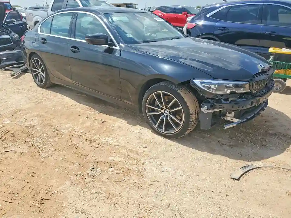 3MW5R1J05L8B29018 2020 BMW 3 SERIES-3
