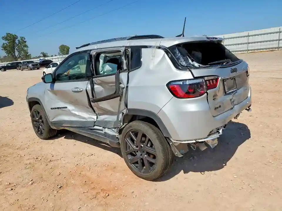 3C4NJDBN7TT201145 2026 JEEP COMPASS-1