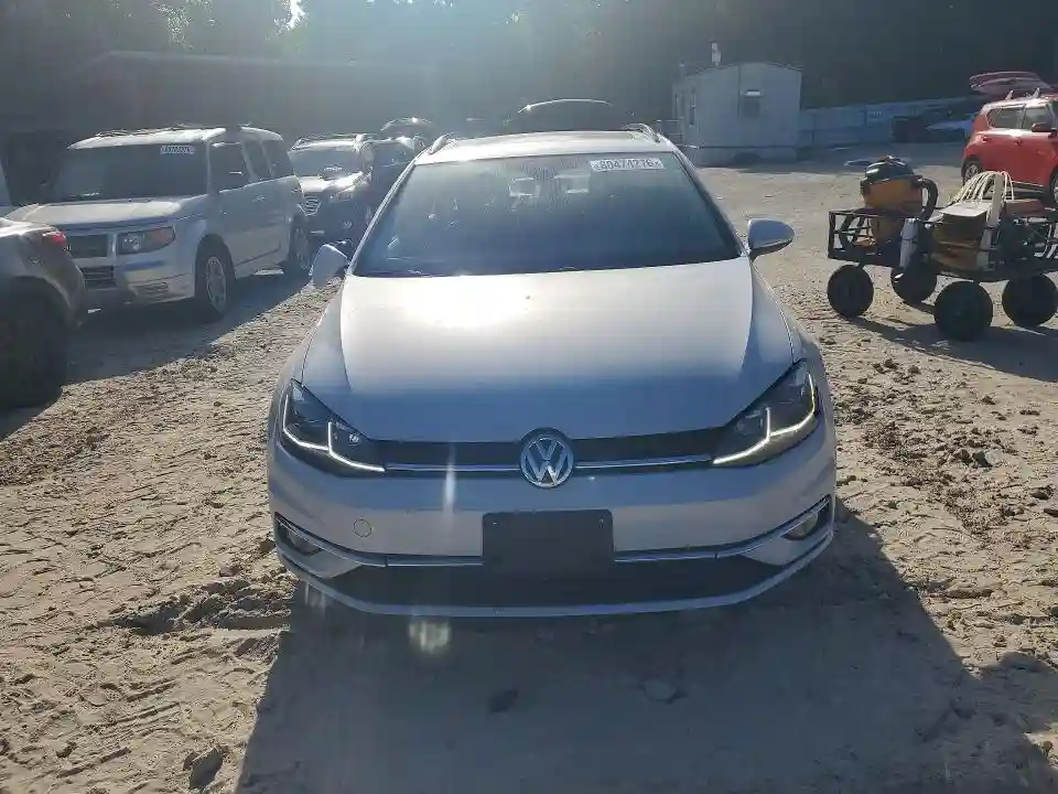 3VWY57AUXKM509038 2019 VOLKSWAGEN GOLF-4