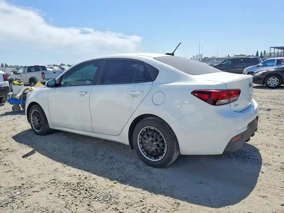 3KPA24AB4KE166022 2019 KIA RIO-1