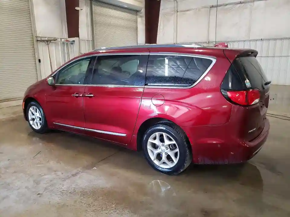 2C4RC1EG8JR333841 2018 CHRYSLER PACIFICA-1