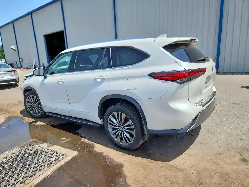 5TDEBRCHXMS053085 2021 TOYOTA HIGHLANDER-1