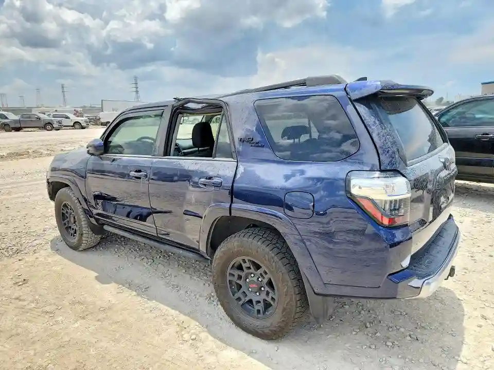 JTEPU5JR2R6233428 2024 TOYOTA 4RUNNER-1
