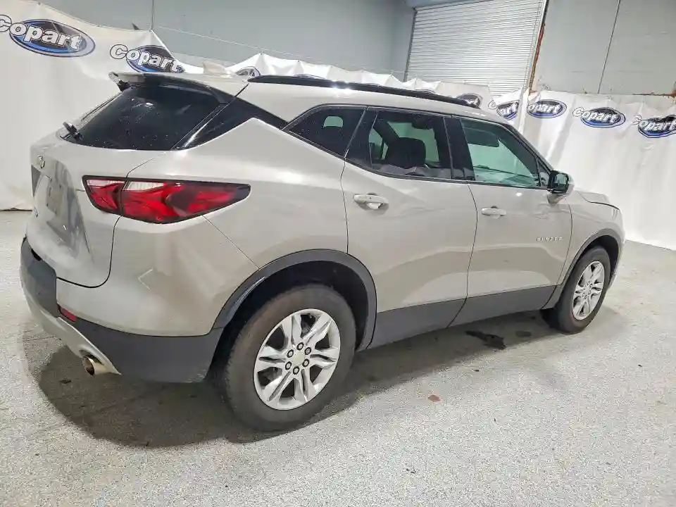 3GNKBCRS5MS542502 2021 CHEVROLET BLAZER-2