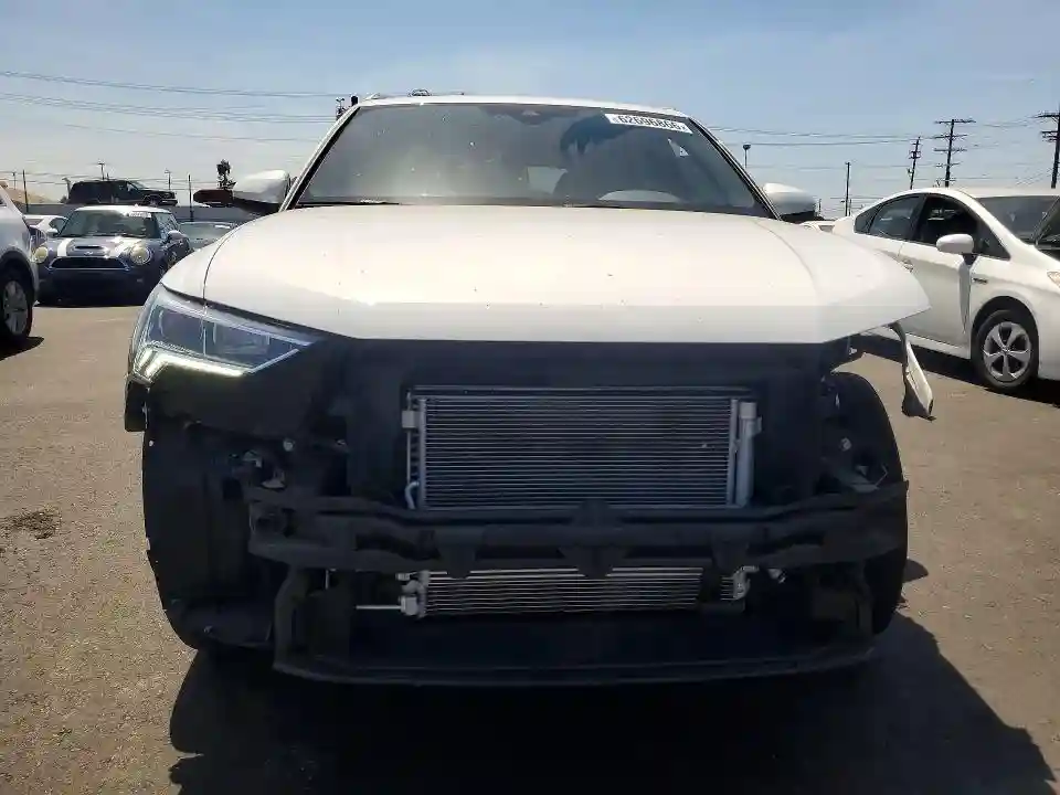 WA1DECF31R1203230 2024 AUDI Q3-4