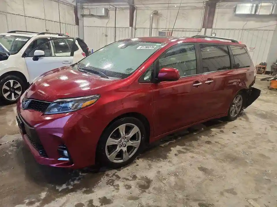 5TDXZ3DC3JS934095 2018 TOYOTA SIENNA-0