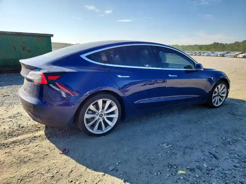 5YJ3E1EB1JF133867 2018 TESLA MODEL 3-2
