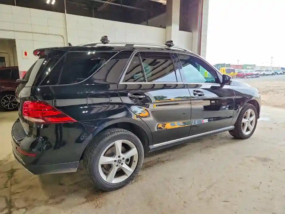 4JGDA5GB2KB217295 2019 MERCEDES-BENZ GLE-CLASS-2