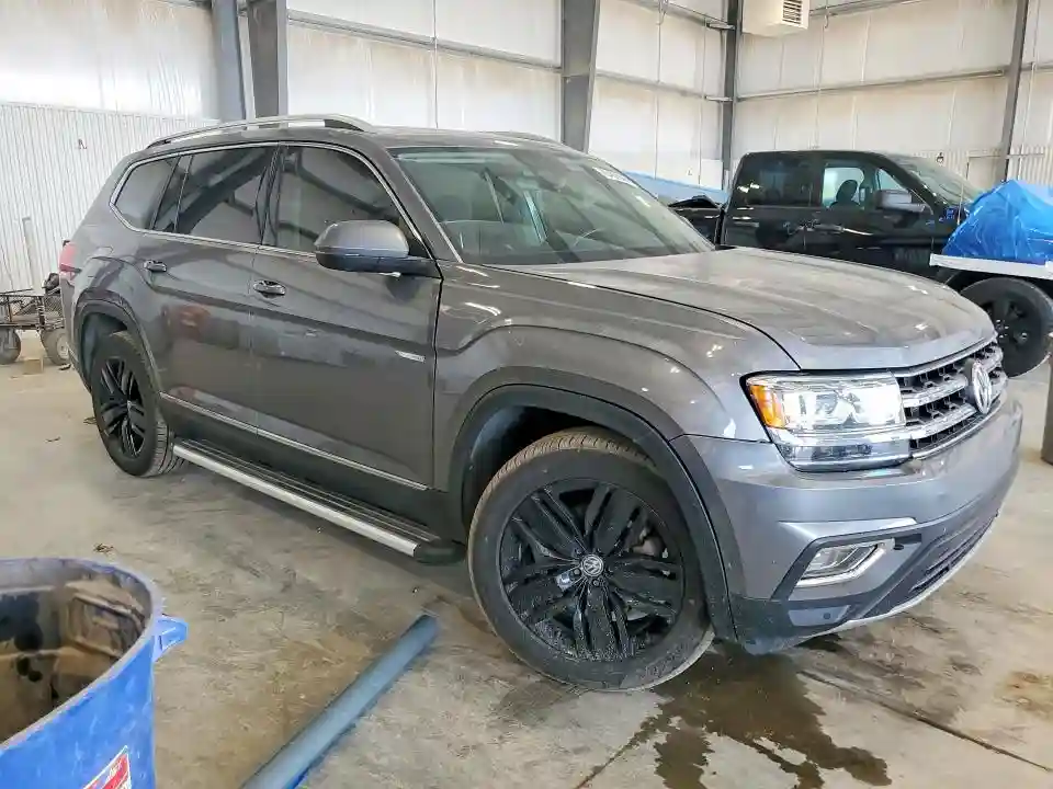 1V2NR2CA2KC524830 2019 VOLKSWAGEN ATLAS-3
