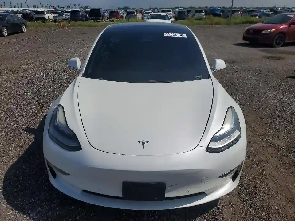 5YJ3E1EA1LF792610 2020 TESLA MODEL 3-4