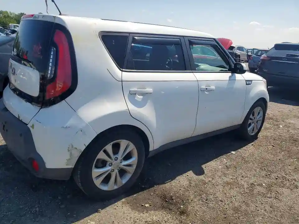 KNDJP3A58G7384865 2016 KIA SOUL-2