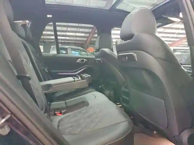5UX23EU06T9110184 2026 BMW X5-5