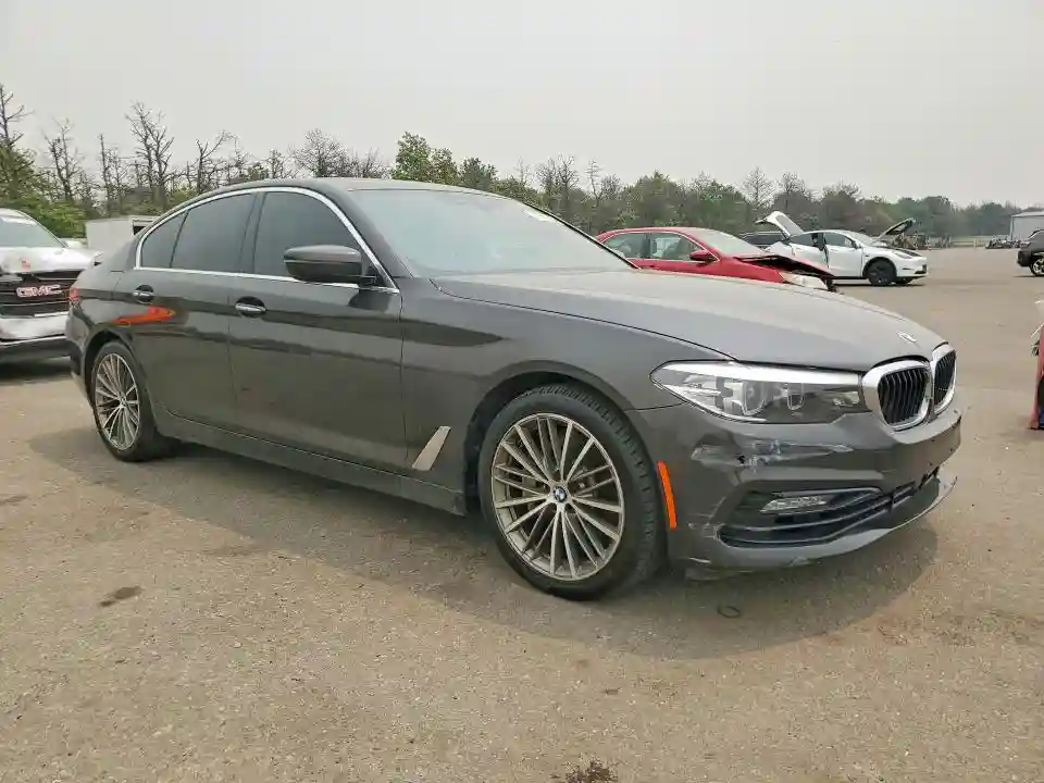 WBAJE7C59JWC56108 2018 BMW 5 SERIES-3