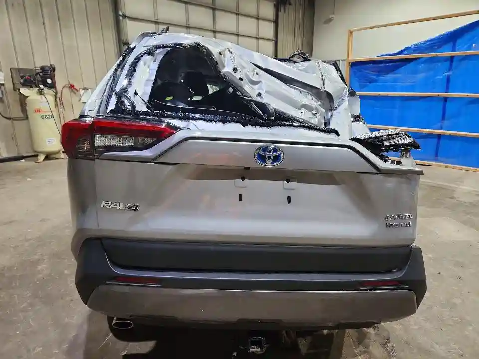 4T3D6RFV3MU020932 2021 TOYOTA RAV4-5