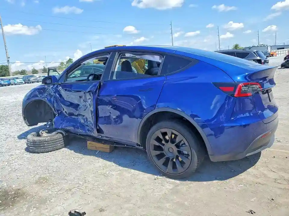 7SAYGDED9RF158114 2024 TESLA MODEL Y-1
