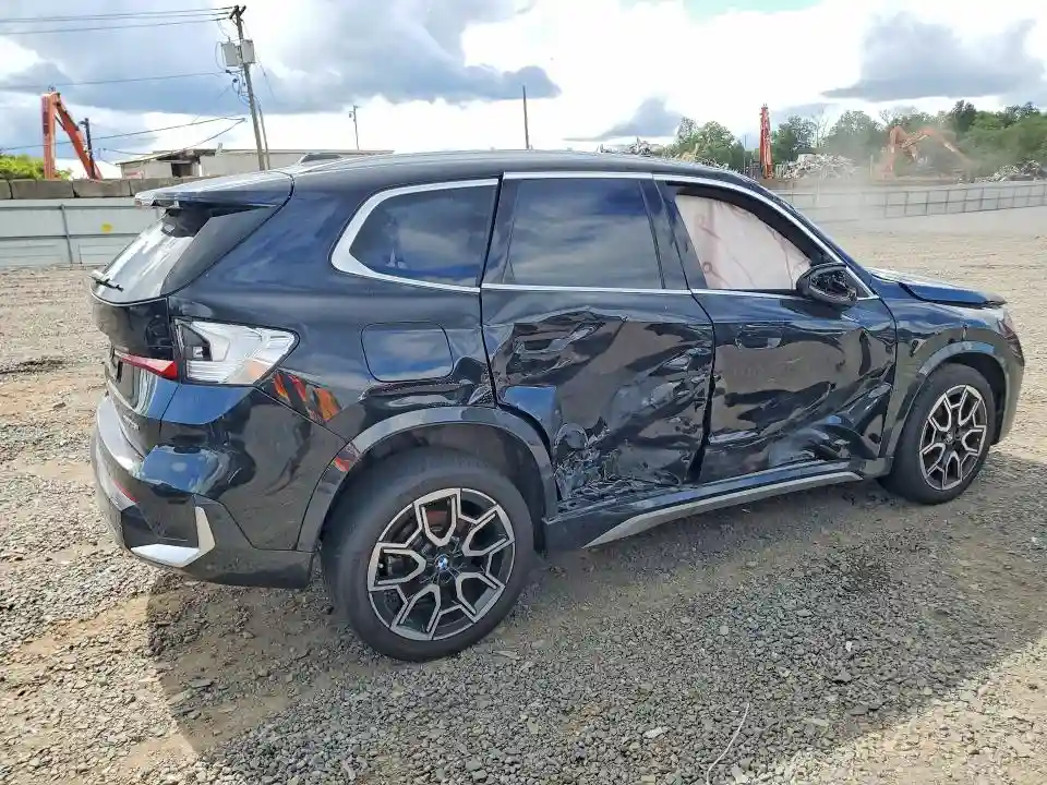 WBX73EF0XT5432440 2026 BMW X1-2