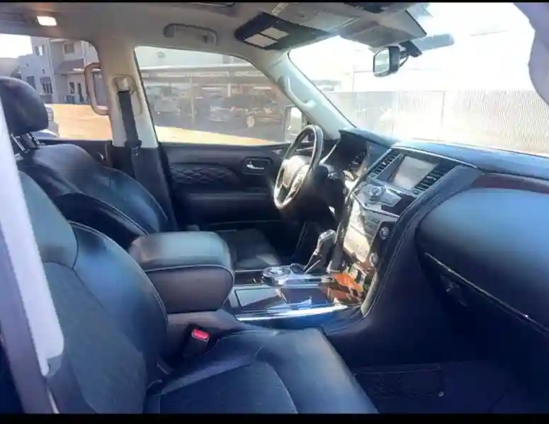 JN8AZ2NF8K9685855 2019 INFINITI QX80-4