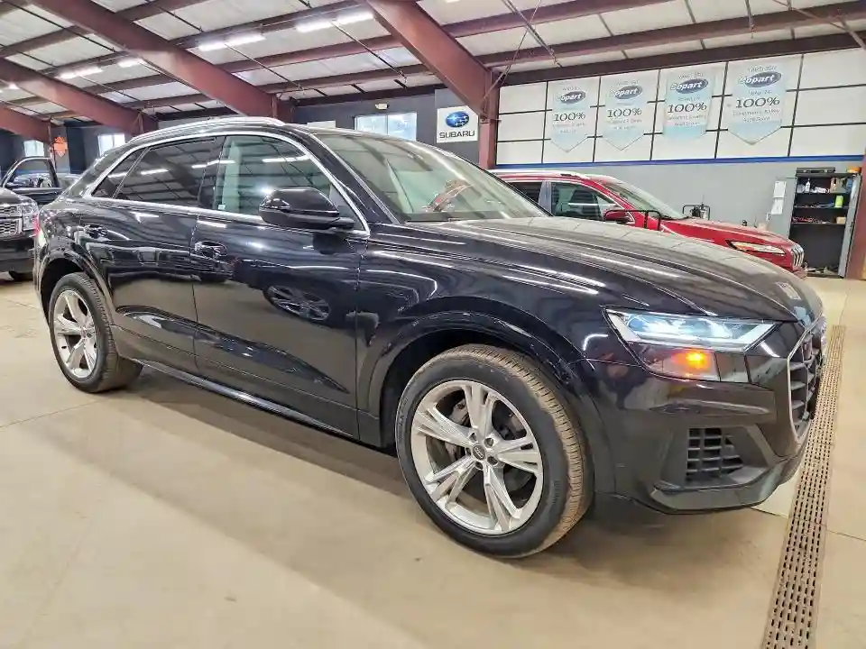 WA1BVAF17KD007310 2019 AUDI Q8-3