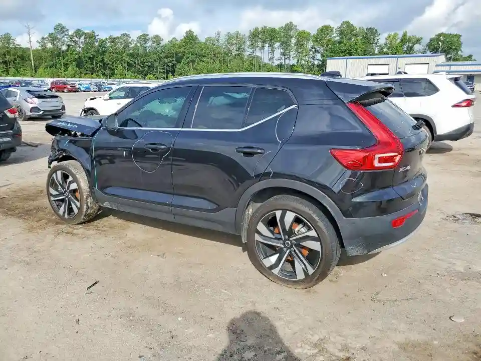 YV4L12UE2S2486066 2025 VOLVO XC40 PLUS-1