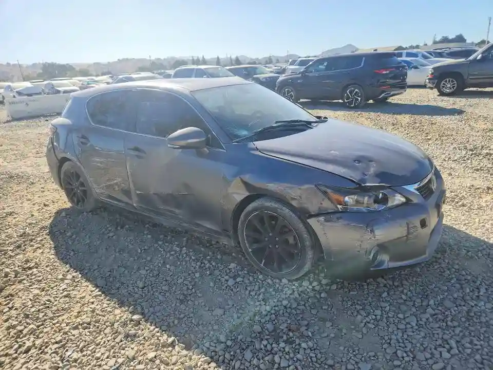 JTHKD5BH4H2288486 2017 LEXUS CT 200-3