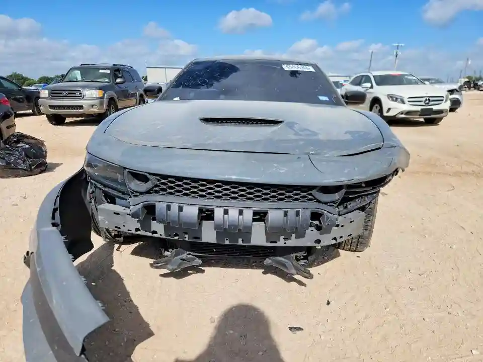 2C3CDXGJ9PH631753 2023 DODGE CHARGER-4