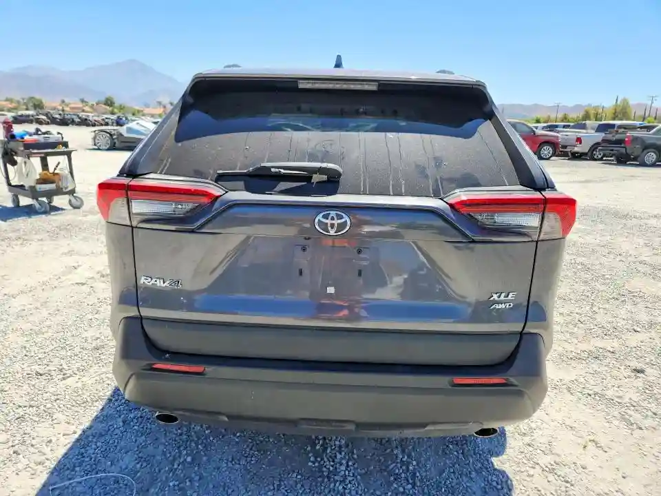 2T3P1RFV5MW207942 2021 TOYOTA RAV4-5
