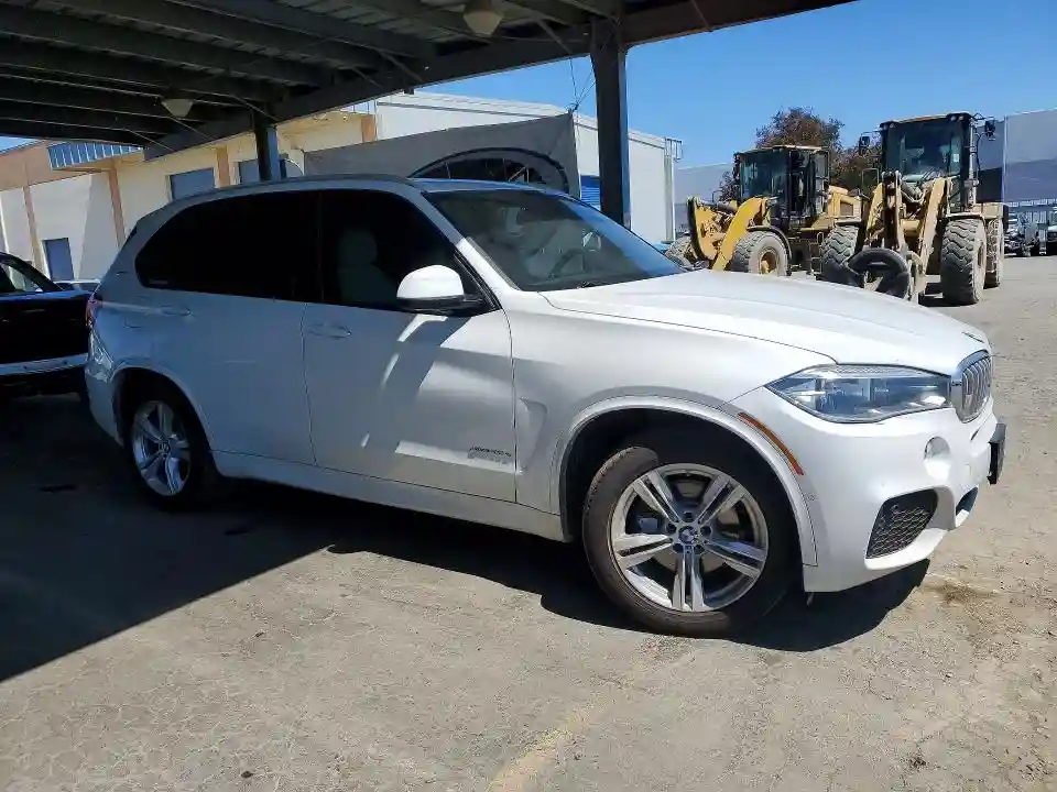 5UXKT0C52J0V99524 2018 BMW X5-3