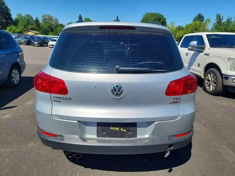 WVGBV7AX2HK051719 2017 VOLKSWAGEN TIGUAN-5