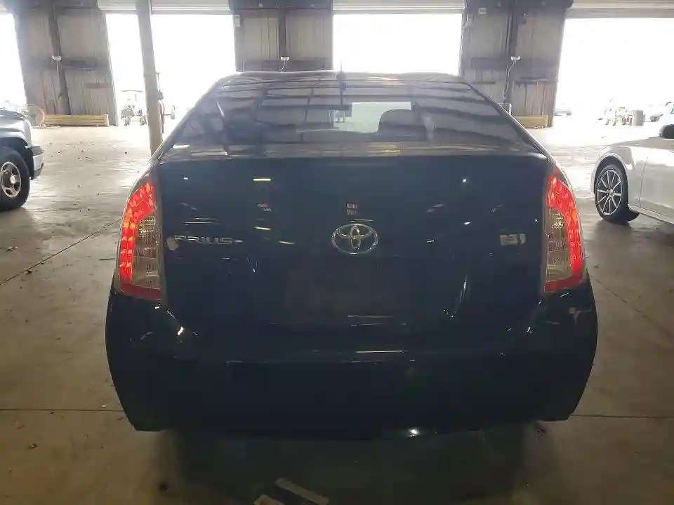 JTDKN3DUXF0425128 2015 TOYOTA PRIUS-5