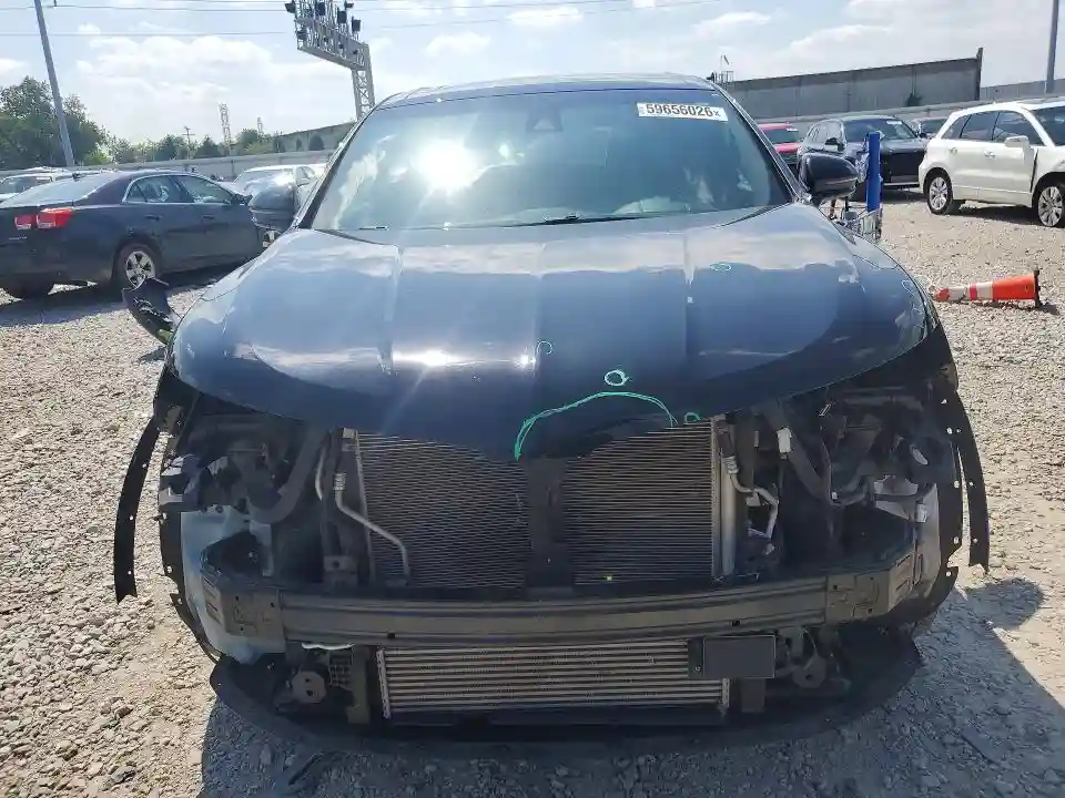 2LMPJ8LP0JBL22477 2018 LINCOLN MKX-4