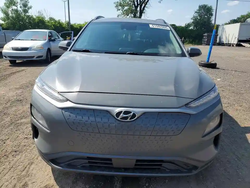 KM8K23AGXMU103369 2021 HYUNDAI KONA PREFE-4