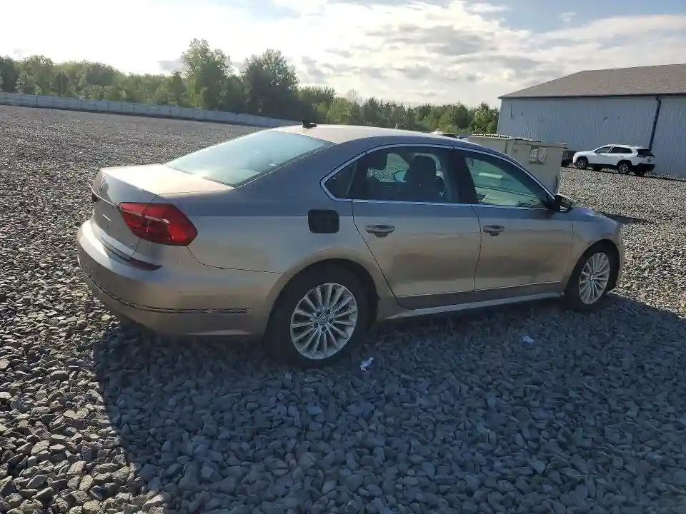 1VWBT7A35GC015357 2016 VOLKSWAGEN PASSAT-2