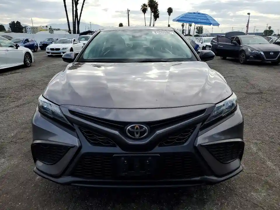 4T1G11AK0MU416772 2021 TOYOTA CAMRY-4