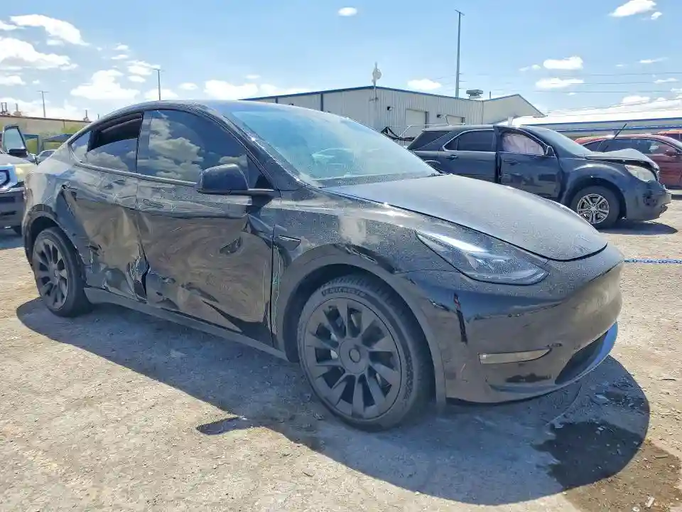 7SAYGDEE6PF629688 2023 TESLA MODEL Y-3