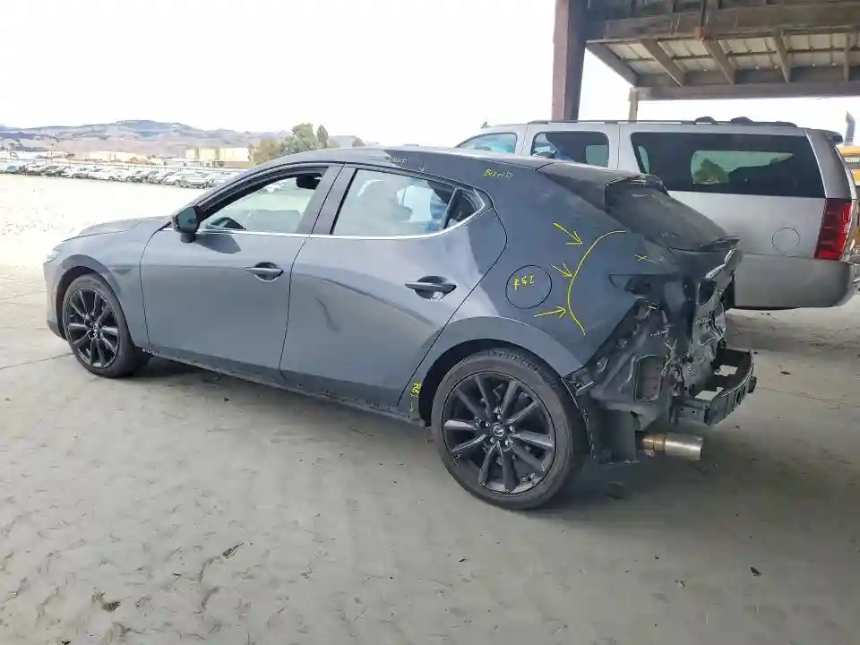 JM1BPBJY1M1310159 2021 MAZDA 3-1
