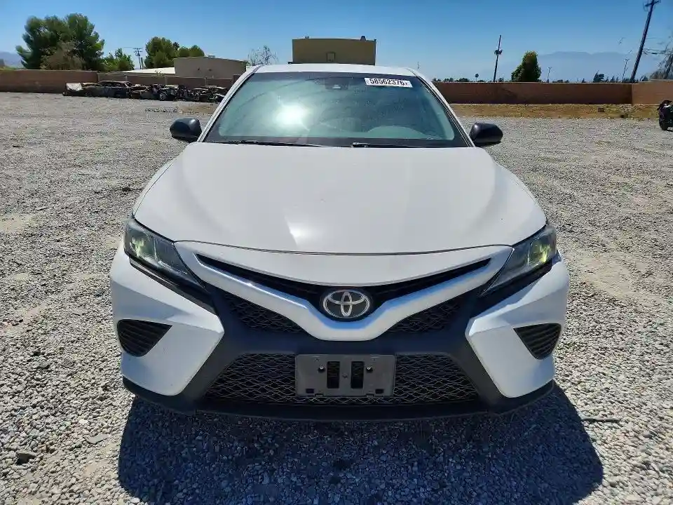 4T1G11AK3LU380140 2020 TOYOTA CAMRY-4