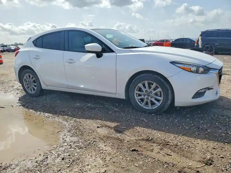 3MZBN1K71HM102844 2017 MAZDA 3-3