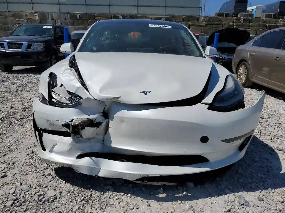 5YJ3E1EA7LF747252 2020 TESLA MODEL 3-4
