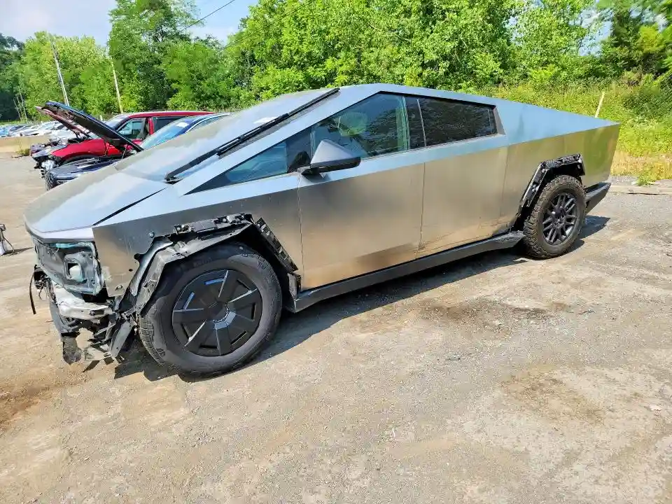 7G2CEHED0TA090176 2026 TESLA CYBERTRUCK-0