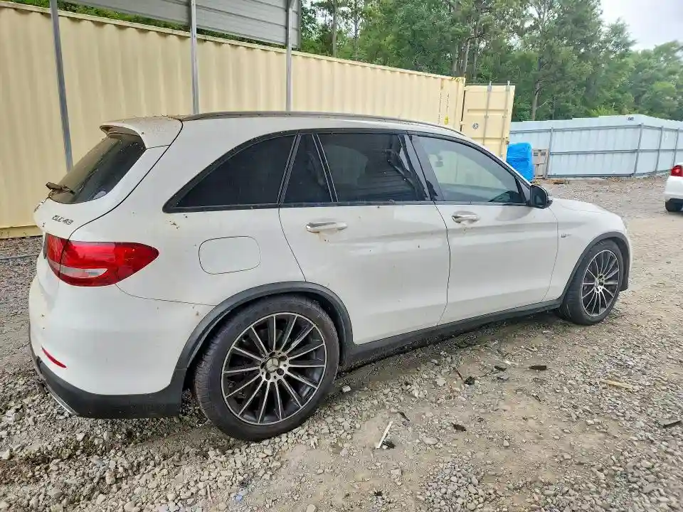 WDC0G6EB9HF147400 2017 MERCURY GLC-2