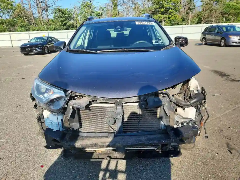 JTMBFREV3JJ246939 2018 TOYOTA RAV4-4